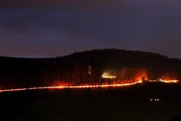 Der Fackelzug (Foto: Verkehrsverein Arnsberg/Julian Stratenschulte)