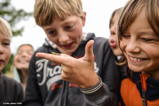 Vom 19. bis 21. Juni findet im CenterParcs Park Hochsauerland die bundesweit erste Kinder-Klimakonferenz statt (Foto: Peter Jelinek/WWF).