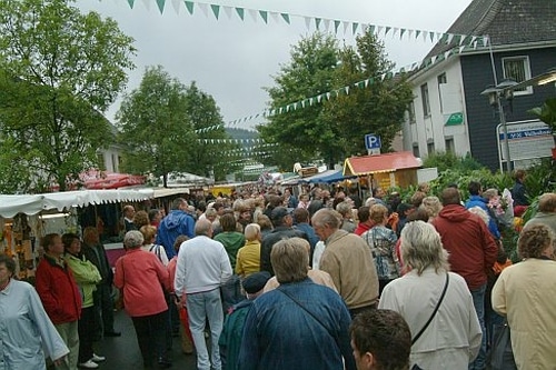 wenden_kirmes_marktstrasse