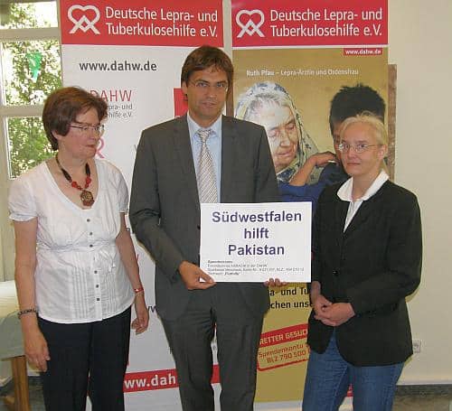 100820_spende_pakistan