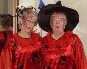 403336_277104659024307_554330081_n