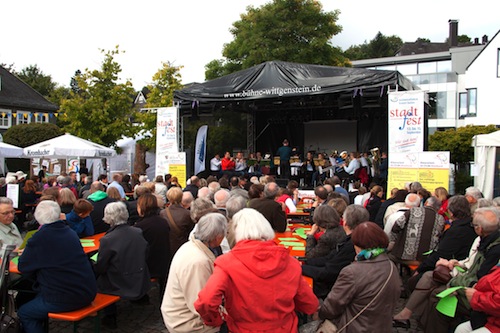 Viele tausend Besucher feierten am Samstag und Sonntag in Bad Berleburg mit (Foto: Südwestfalen Agentur).