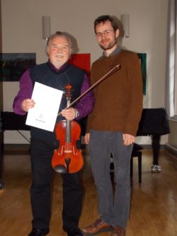 Valerij Kechter und sein Nachfolger Johannes Gehring. Foto: Laura Falkner.