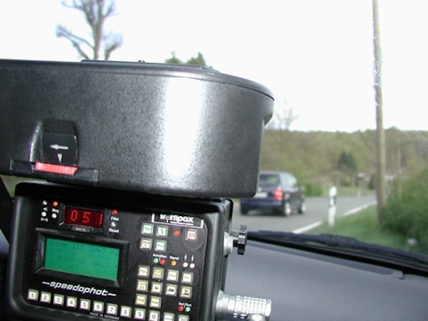 Mobile Geschwindigkeitsmessung im Einsatz (Foto: Pressestelle Hochsauerlandkreis).