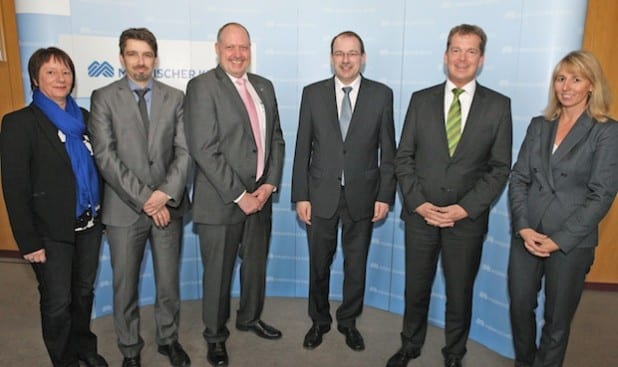 Das Foto zeigt von links: Petra Schaller, Marcus Müller, Michael Rebbert, Landrat Thomas Gemke, Reiner Timmrech und Ulrike Jostmann (Foto: Hendrik Klein/Märkischer Kreis).