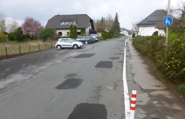 Die Hansestadt Attendorn hat den „Oberen Kehlberg“ im Bereich der St.-Ursula-Schulen durch einige Bau- und Verkehrsmaßnahmen entschärft (Foto: Hansestadt Attendorn).