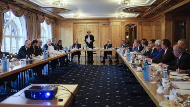 Zum traditionellen „Wittgensteiner Unternehmergespräch“ der IHK Siegen konnte Vizepräsident Christian Kocherscheidt kürzlich zahlreiche Unternehmerkolleginnen und -kollegen im Landhotel Doerr begrüßen (Foto: IHK Siegen).