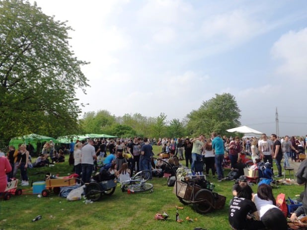 Das Bild zeigt einen kleinen Einblick in die „Partymenge“ (Foto: Stadt Geseke).