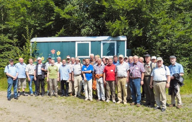 Die Teilnehmer des Bildungs- und Informationstages aus dem Jahr 2013 (Foto: Stadt Hilchenbach).