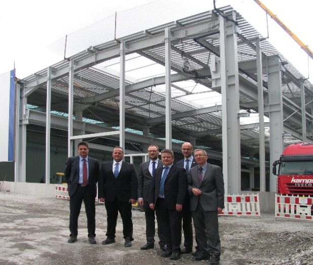 Dr. Bernd Lüneburg, Christian Julius, Dr. Ingo Lübben, Bernd Stakemeier, Bürgermeister Christof Sommer und Dr. Wilfried Spintig (v.l.n.r.) - Foto: Stadt Lippstadt.