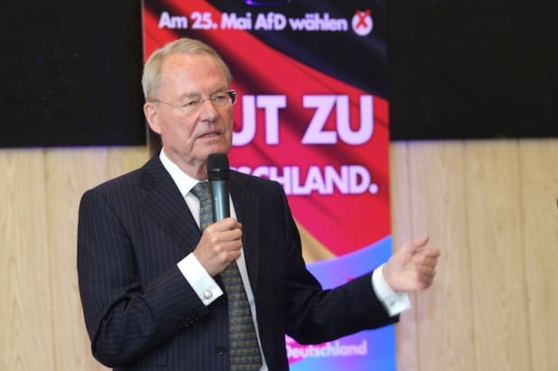 Hans-Olaf Henkel zu Besuch im Sauerland. Vortrag in Olpe. Fotos: Sven Hupertz