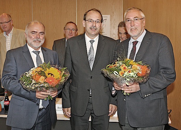 Landrat Thomas Gemke (Mitte) mit seinen Stellvertretern Detlef Seidel (CDU) rechts und Ulrich Duffe (SPD) links (Foto: Hendrik Klein/Märkischer Kreis).