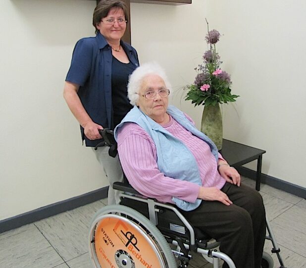 Gaby Haber ist ehrenamtlich in der Seelsorge im Evangelischen Krankenhaus Bethanien tätig (Foto: Evangelischer Kirchenkreis Iserlohn).