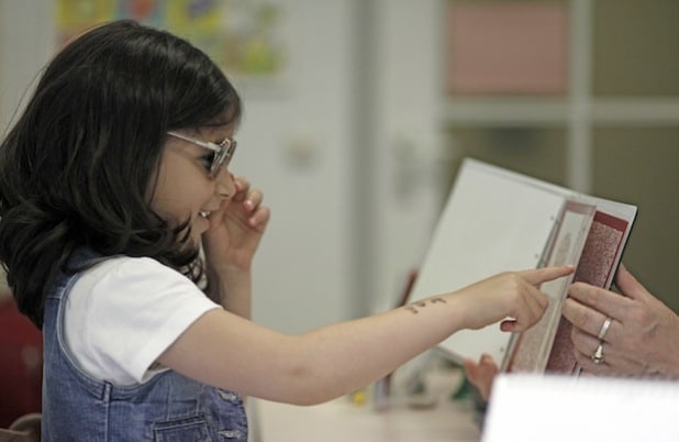 50 Minuten lang wird jedes Kind nach einem standardisierten Verfahren getestet (Foto: Derian/Märkischer Kreis).