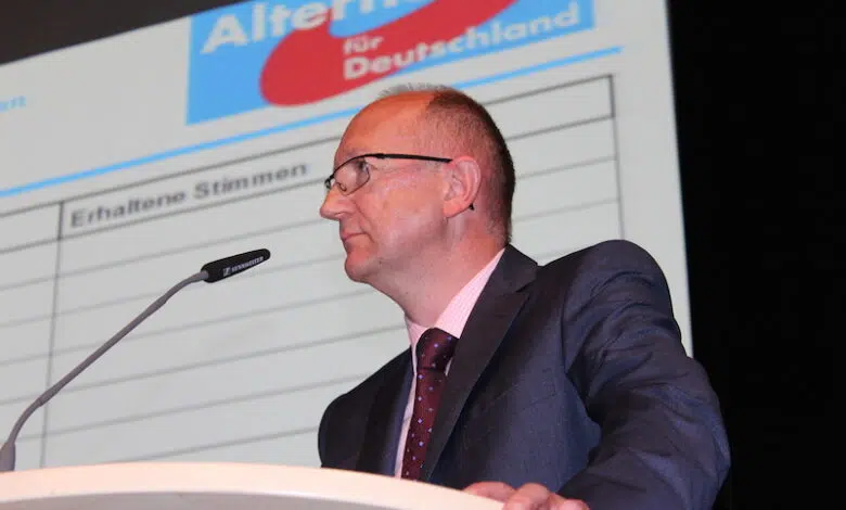 Foto: Reiner Rohlje blickte beim AfD Kreisparteitag erfolgreich auf seine erste Amtszeit zurück und konnte drei weitere Mitglieder für die Mitarbeit im Vorstand begeistern.