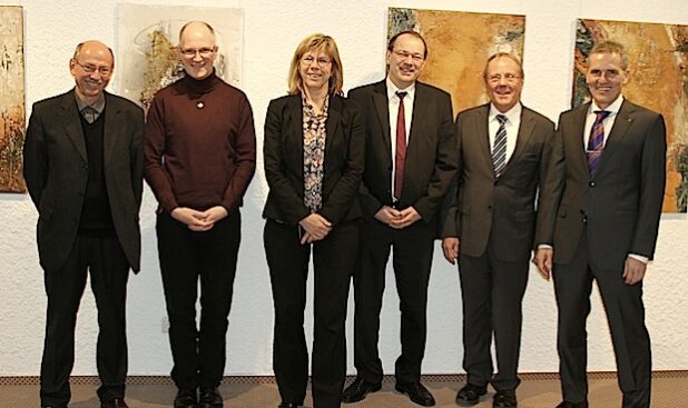 Trafen sich zum Gedankenauschtausch: (von links) Jürgen Senkbeil, Patrick Schnell, Martina Espelöer, Landrat Thomas Gemke, Klaus Majoress und Volker Schmidt (Foto: Martin Suchalla/Märkischer Kreis).