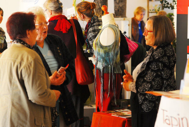 Auf große Resonanz stieß der erste Unternehmerinnentag in Burbach, den die Gleichstellungsbeauftragten aus Neunkirchen, Burbach und Wilnsdorf und der Arbeitskreis „Frauen zeigen Vielfalt“ organisiert hatten (Foto: Gemeinde Burbach).
