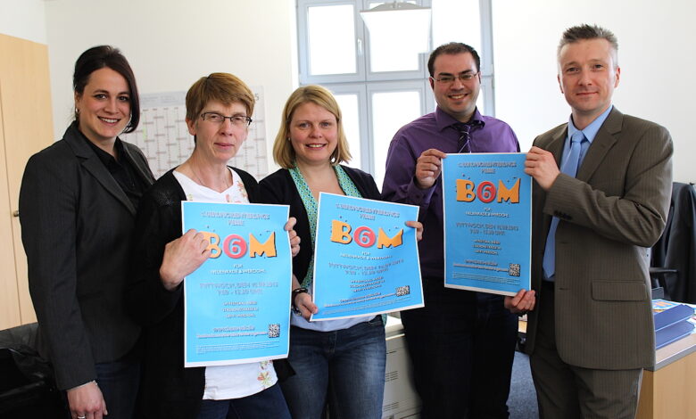 (v.l.n.r.) - Sonja Gebauer (Agentur für Arbeit), Petra Seuster (Stadt Werdohl), Sandra Horny (Stadt Neuenrade), Andreas Haubrichs (Wirtschaftsförderung Werdohl) und Armin Dzaferovic (Agentur für Arbeit). Foto: Sven Oliver Rüsche (sor)