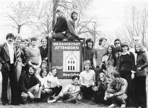 Diese Mannschaft trat im Jahr 1975 beim Städtewettbewerb „Spiel ohne Grenzen“ für die Hansestadt Attendorn an (Foto: Hansestadt Attendorn).