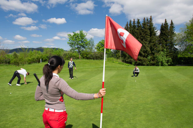 Der Panorama-Golfplatz Winkhausen: sauerlandweit einzigartig (Foto: Kur- & Freizeit GmbH, Schmallenberger Sauerland)