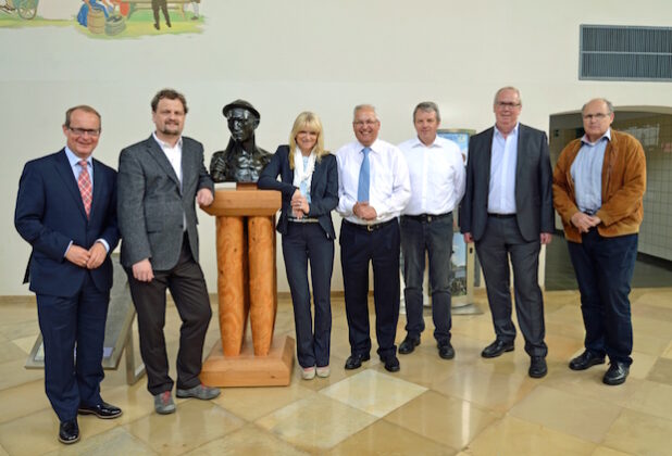 Im Dialog über die Museumslandschaft in Westfalen (v.li.): Dr. Klaus Drathen, Dr. Sven-Hinrich Siemers, Barbara Rüschoff-Thale, Dr. Karl Schneider, Wolfgang Diekmann, Ralf Péus und Werner Wolff (Foto: Dr. Ines Klenner).