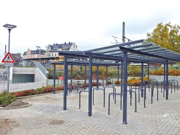 Die neuen Stellplätze auf dem "Kiss&Ride-Parkplatz" bieten Platz für 96 Fahrräder (Foto: Stadt Lippstadt).