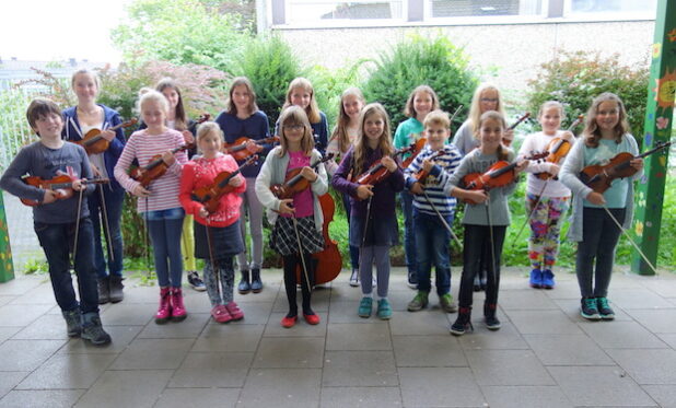 Die Musikschule der Hansestadt Attendorn lädt zu ihrem Adventskonzert am Sonntag, 13. Dezember 2015, um 17 Uhr in die Evangelische Erlöserkirche Attendorn ein (Foto: Hansestadt Attendorn).