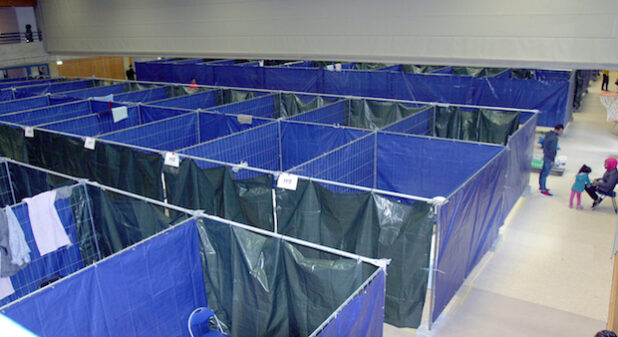 Hier soll ab Anfang April wieder Sport getrieben werden, die Turnhalle am Raithelplatz (Foto: Ursula Erkens/Märkischer Kreis).