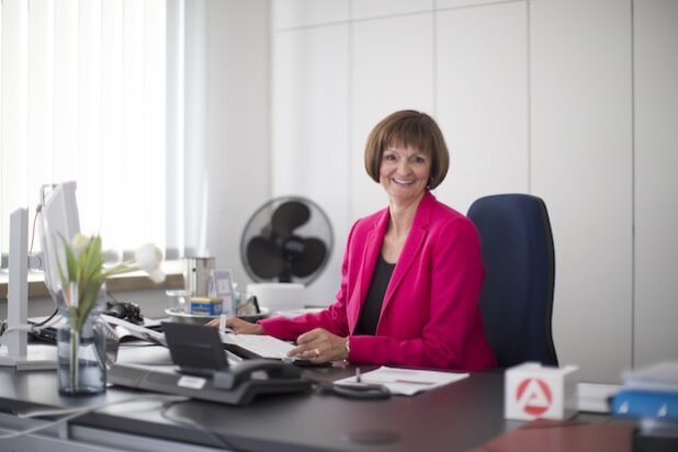 Dr. Bettina Wolf, Vorsitzende der Geschäftsführung der Agentur für Arbeit Siegen. Quelle: Agentur für Arbeit Siegen 