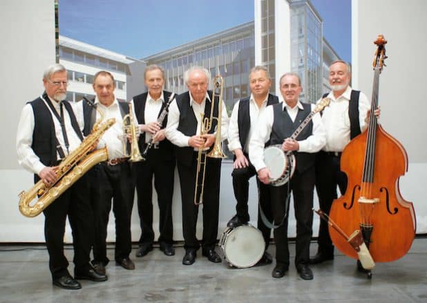 Die Original Dixie Friends Krombach spielen in Altena. Quelle: Pfiffikus-Agentur