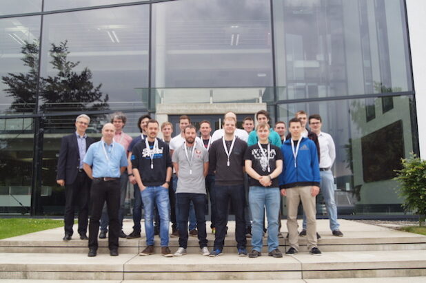 Prof. Venhaus (3.v.l.) besuchte mit seinen Studenten den Hauptsitz der IBG / Goeke Technology Group in Neuenrade (Quelle: Fachhochschule Südwestfalen)