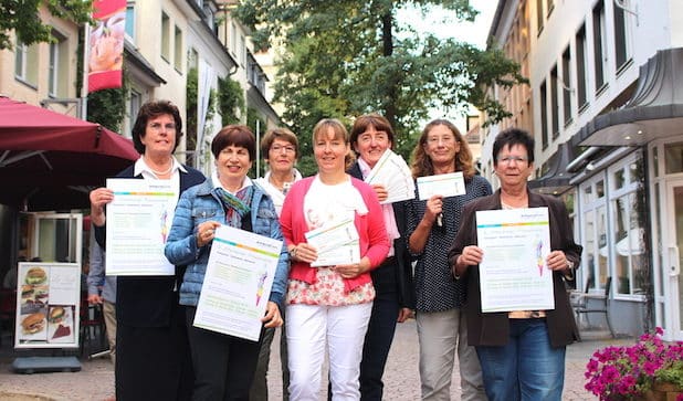 „vorstellung-frauenmesse-2016.jpg“: Sie stellten das Programm der Sechsten Attendorner Frauenmesse vor (von links): Eva-Maria Heuel, Ruth Trümper, Brigitte Kühr, Susanne Große, Birgit Haberhauer-Kuschel, Marion Terschlüsen und Ruth Krumbholz - Quelle: Hansestadt Attendorn