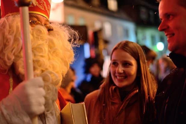 Der diesjährige Attendorner Weihnachtsmarkt findet wie in den vergangenen Jahren zwischen dem zweiten und dritten Advent auf dem „Alten Markt“ statt - Quelle: Björn Bernhardt 