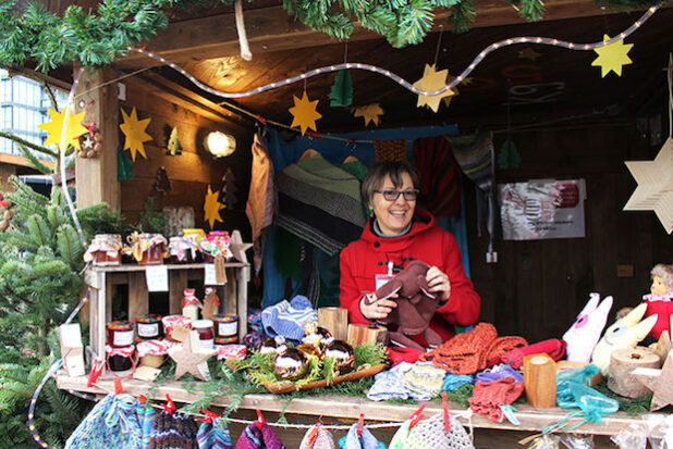 Eine der wunderschönen Buden im Weihnachtsdorf. Bild: Nicole Lüling