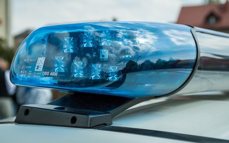 2020-01-27-Polizei-Freiheitsberaubung-Erpressung-Randaliererin-Ladendiebin-Totschläger-Security-Listernohl-Sprinter-Gänsemutter-Schueler-Ladendieb