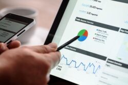 Der SEO Doktor hilft Ihnen beispielsweise bei einer Google Abstrafung. Der SEO Doktor hilft Ihnen beispielsweise bei einer Google Abstrafung.