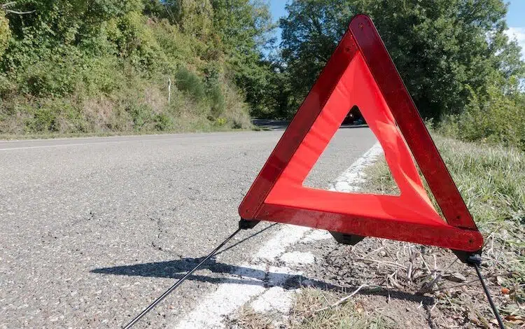 2020-06-23-Kradfahrer-Verkehrsunfall-Polizei