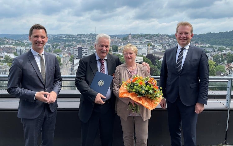 2021-07-12-Bundesverdienstkreuz