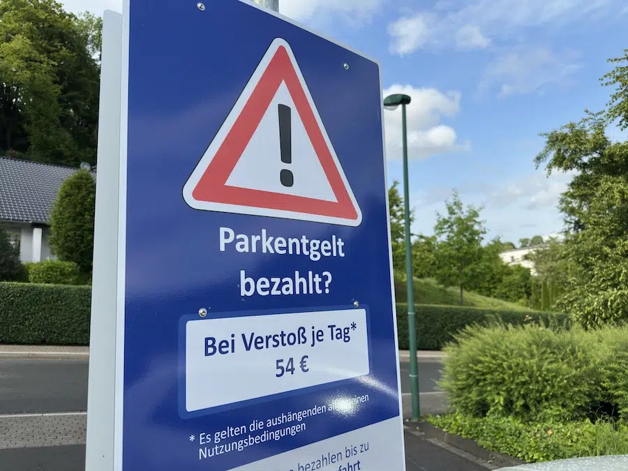 Helios Klinik Attendorn - 54 Strafe für 2 Minuten Verspätung? Videobericht von Sven Oliver Rüsche.