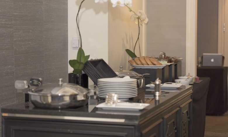 Klassische Silberaccessoires.