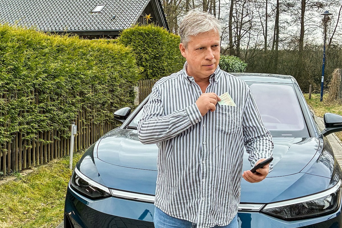 Fahrzeugschein digital.